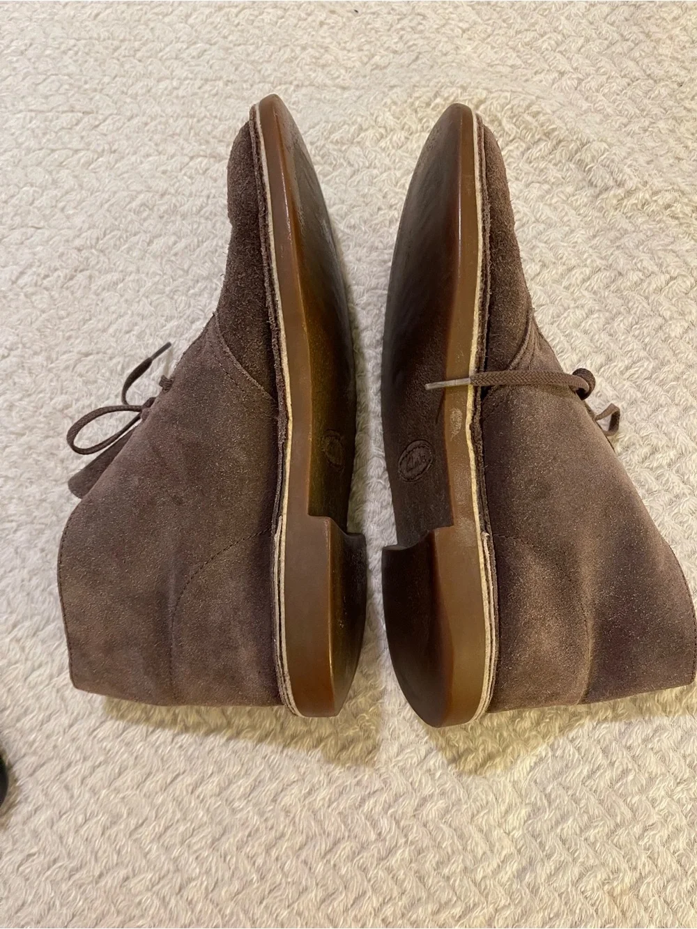 Clark’s Men's Brown Suede Chukka Boots - Casual Lace-Up Comfort size 9